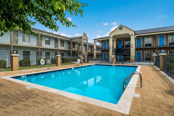 SureStay Plus Hotel by Best Western Jackson image 2