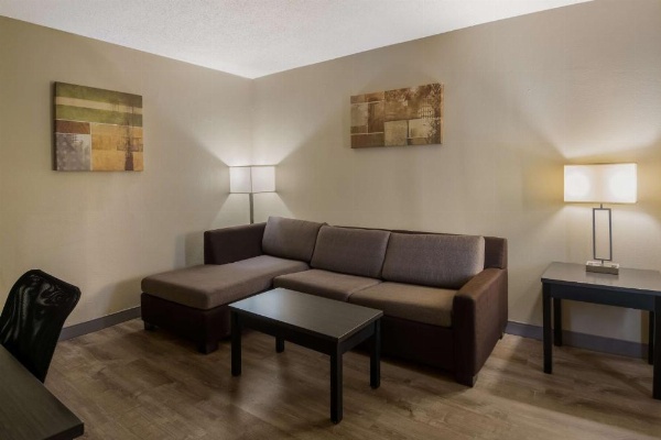SureStay Plus Hotel by Best Western Jackson image 23